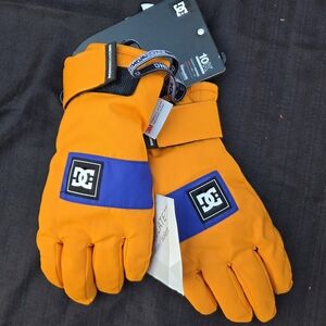 DC Vibrant Orange and Blue Winter Gloves